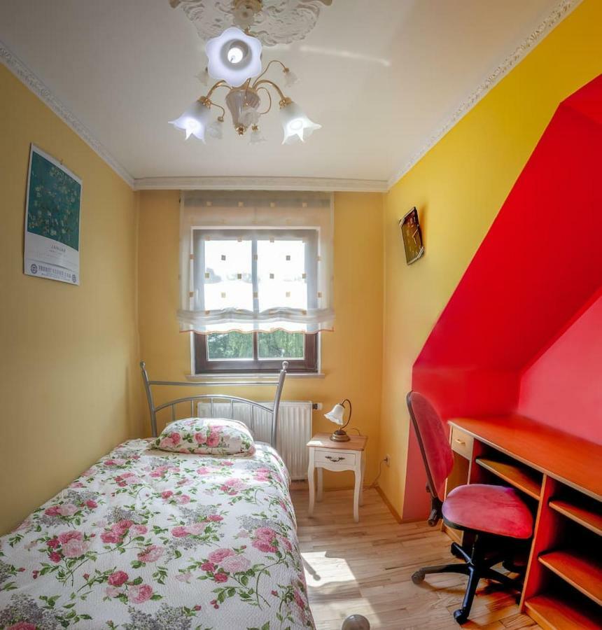 Apartma Ajda Komenda Екстериор снимка