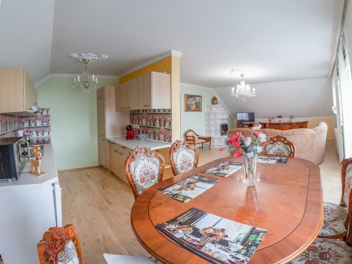 Apartma Ajda Komenda Екстериор снимка